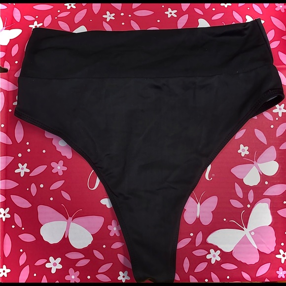 ❌SOLD ON MERCARI❌High rise Bikini set - Picture 4 of 6